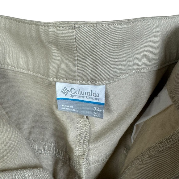 Columbia Men’s Pants Khaki Flat Front Size 36/32 - Picture 3 of 11